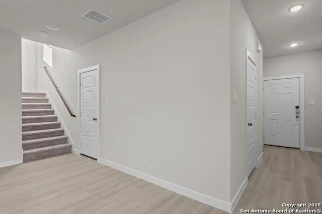 8910 Wildwood Pass, San Antonio, TX 78254 - Image #3
