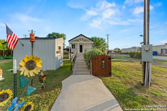 286 State Highway 173 S, Bandera, TX 78003 - Image #2