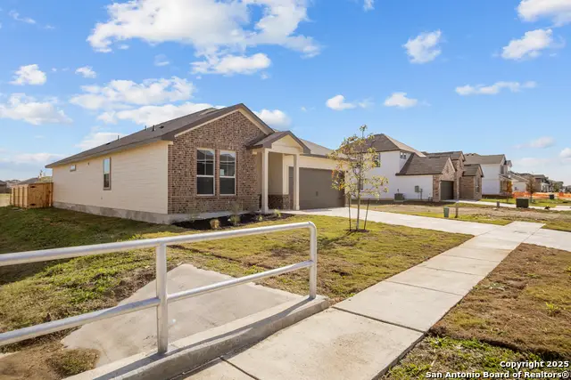 3808 Isaac Dr, Seguin, TX 78155 - #2