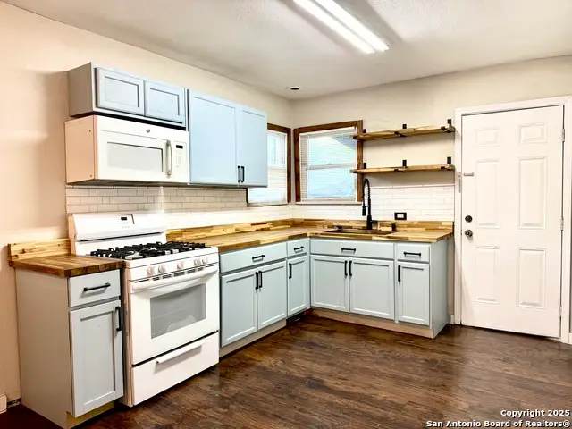 1419 W Malone Ave., San Antonio, TX 78225 - Image #3