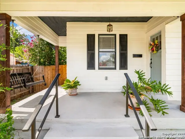 924 W Rosewood, San Antonio, TX 78201 - Image #1