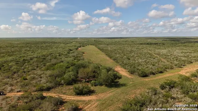 671 ACRES Fm 3196, San Diego, TX 78384 - Image #2