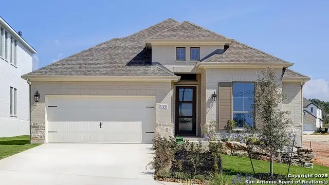 229 Hidalgo, Boerne, TX 78006 - Image #1
