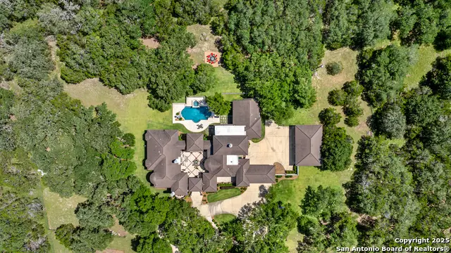 37 Old Fredericksburg, Boerne, TX 78015 - Image #2