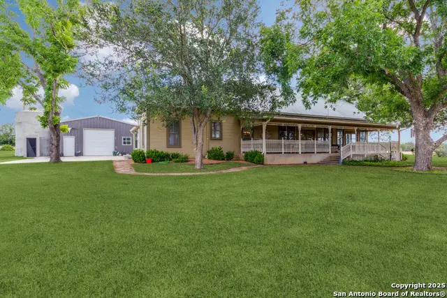 121A Bartel, Comfort, TX 78013 - #2