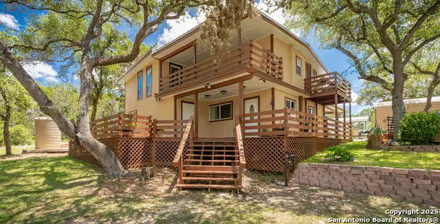 267 Angel Dr, Lakehills, TX 78063 - Image #1