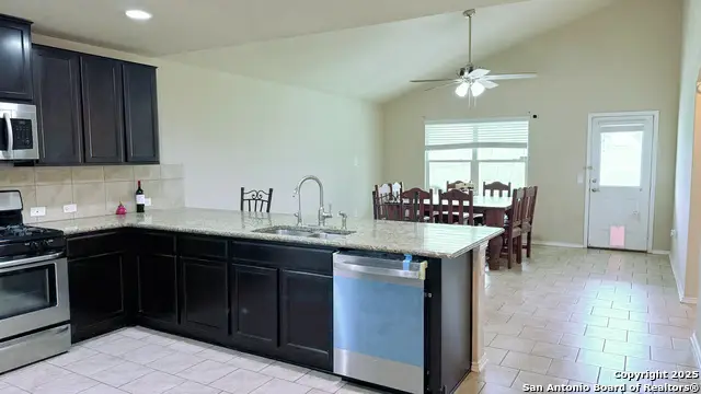 11514 Tiger Woods, San Antonio, TX 78221 - Image #2