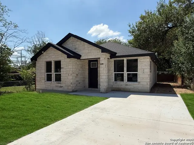 419 N San Ignacio Ave, San Antonio, TX 78228 - Image #2