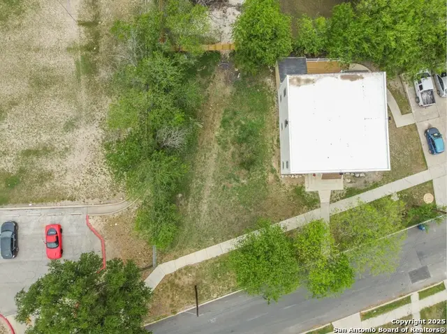 746 Aransas, San Antonio, TX 78210 - Image #3