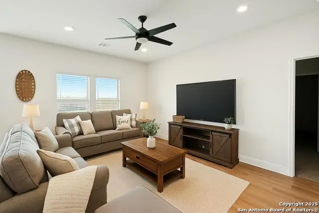 1046 Amble Oak, Seguin, TX 78155 - #1