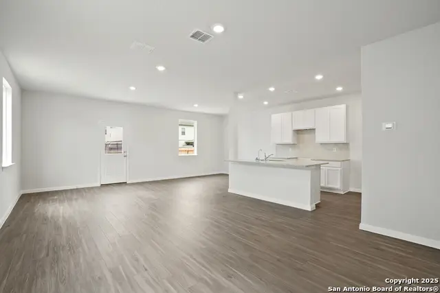 10118 Carnelian Cove, San Antonio, TX 78245 - Image #2