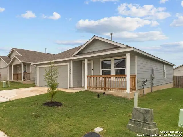 7022 Serf Pl, San Antonio, TX 78252 - Image #2