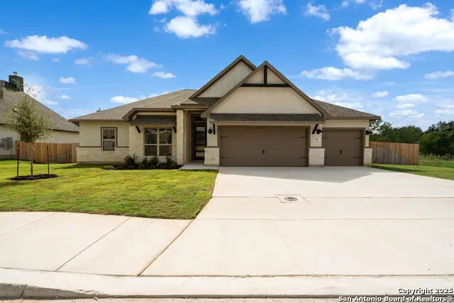 254 Allen Ave, Castroville, TX 78009 - Image #3