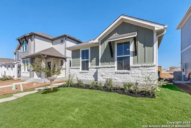 131 Trifle Trail, New Braunfels, TX 78130 - Image #2