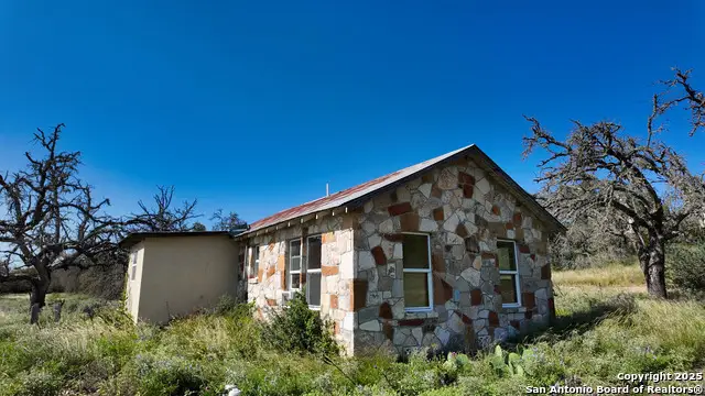 857 Dallas-josie, Harper, TX 78631 - Image #3