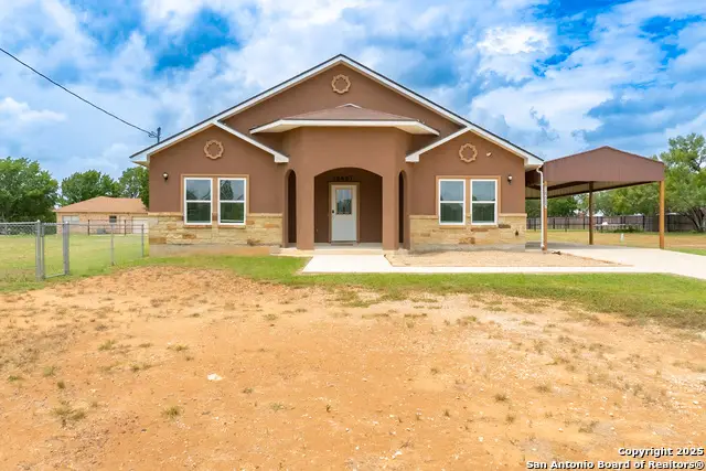 18687 Rolling Meadow, Lytle, TX 78052 - Image #3