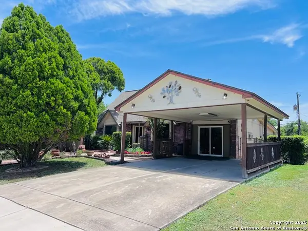 3650 Versailles, San Antonio, TX 78219