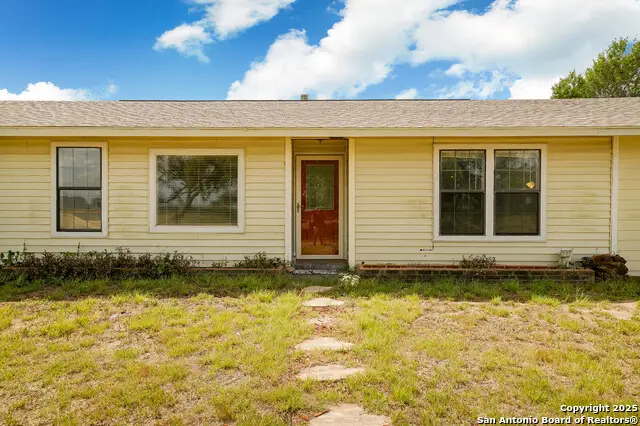 3481 State Highway 97, Floresville, TX 78114 - Image #2