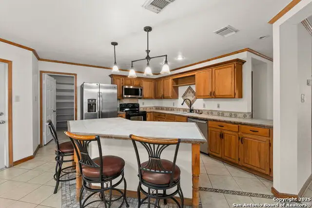 6311 Regency Court, San Antonio, TX 78249 - Image #3