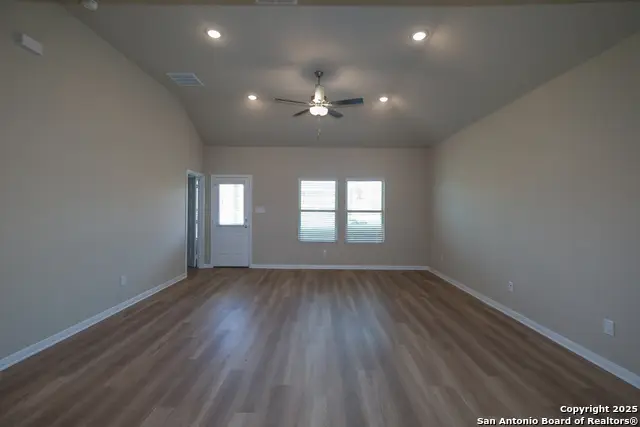 15455 Jake Crossing, San Antonio, TX 78245 - Image #3