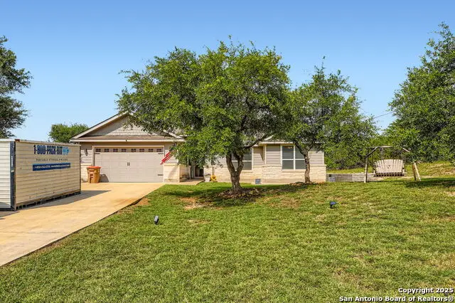 1041 Madrone, Fischer, TX 78623 - Image #2