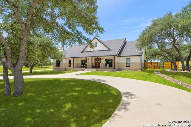 3260 Palomino Springs, Bandera, TX 78003 - Image #2