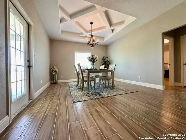 112 Estates Dr, La Vernia, TX 78121 - Image #2