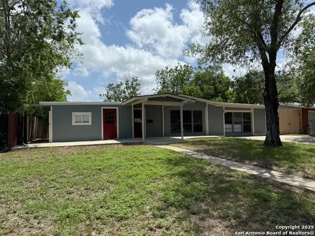310 Brettonwood, San Antonio, TX 78218 - Image #2