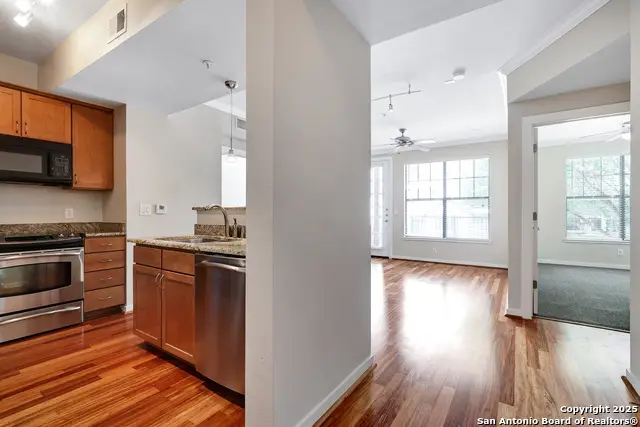 7342 Oak Manor Dr #4207, San Antonio, TX 78229 - Image #3