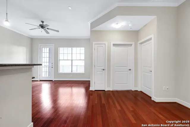 7342 Oak Manor Dr #1304, San Antonio, TX 78229 - Image #3