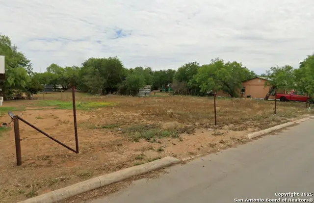 LOT 8 & 9 N. Willow, Pearsall, TX 78061 - #3