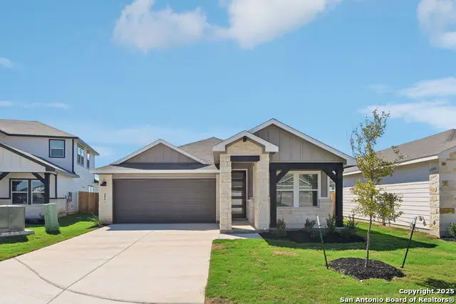 806 Shatterhand Blvd, San Antonio, TX 78260 - Image #2