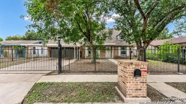 8019 Riata Ave, San Antonio, TX 78227 - Image #1