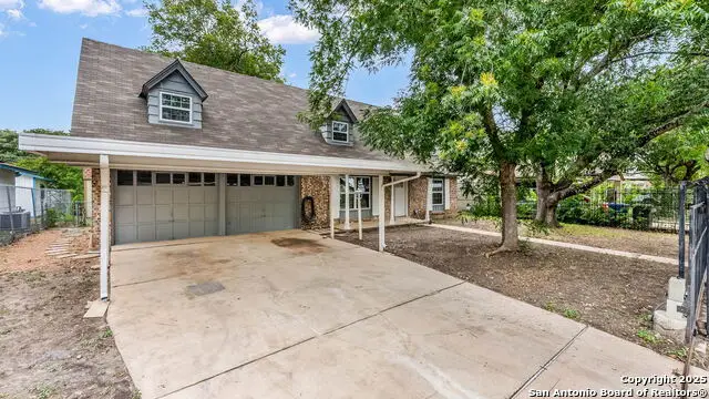 8019 Riata Ave, San Antonio, TX 78227 - Image #2