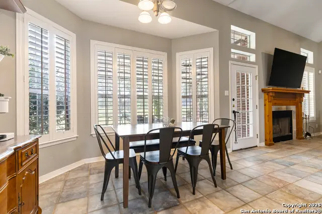 1732 Continental, Pleasanton, TX 78064 - Image #3