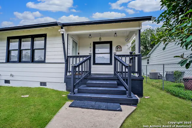 1620 Kampmann, San Antonio, TX 78201 - Image #2