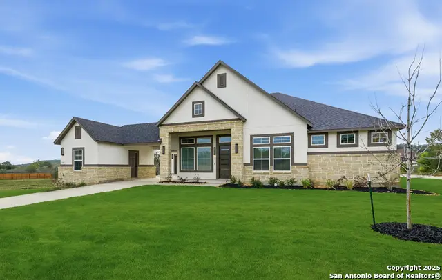 530 Poe Parkway, Castroville, TX 78009 - Image #3