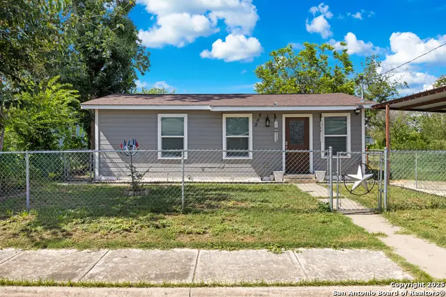 505 Avenue E, Poteet, TX 78065 - Image #1
