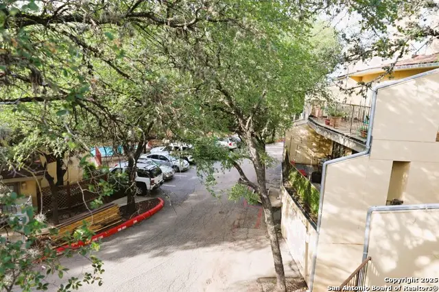 8642 Fredericksburg #402, San Antonio, TX 78240 - Image #2