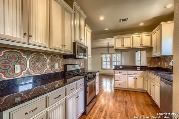 410 Kokomo, Alamo Heights, TX 78209