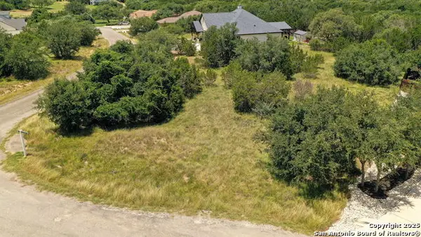 LOT 1085 G.k. Back, Blanco, TX 78606