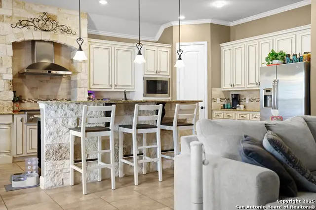 3843 Ox-eye Daisy, San Antonio, TX 78261 - Image #2