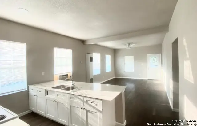 330 Princeton, San Antonio, TX 78201 - Image #3