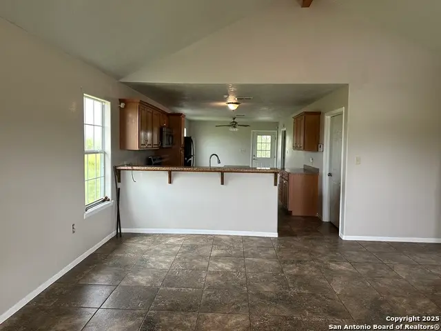 1651 Fm 186, Carrizo Springs, TX 78834 - Image #2