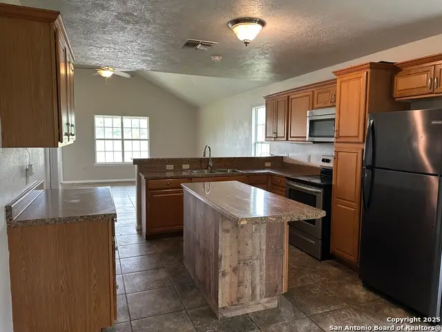 1651 Fm 186, Carrizo Springs, TX 78834 - Image #3