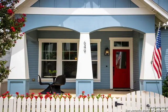 649 Center Green, New Braunfels, TX 78130 - Image #3