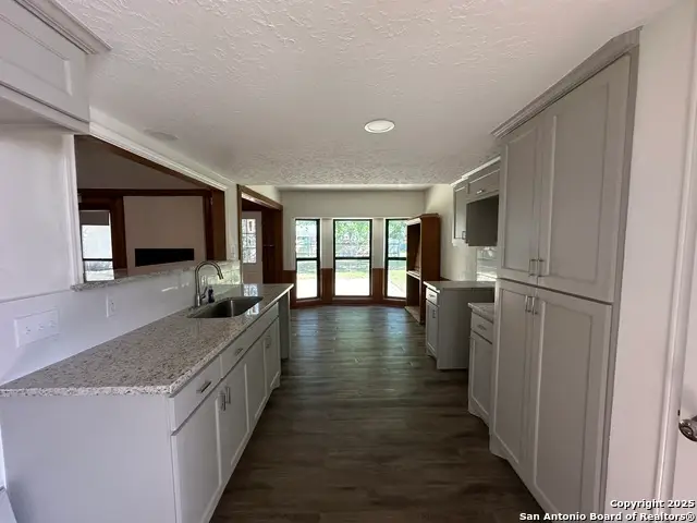 2616 El Camino Dr, Bay City, TX 77414 - #3