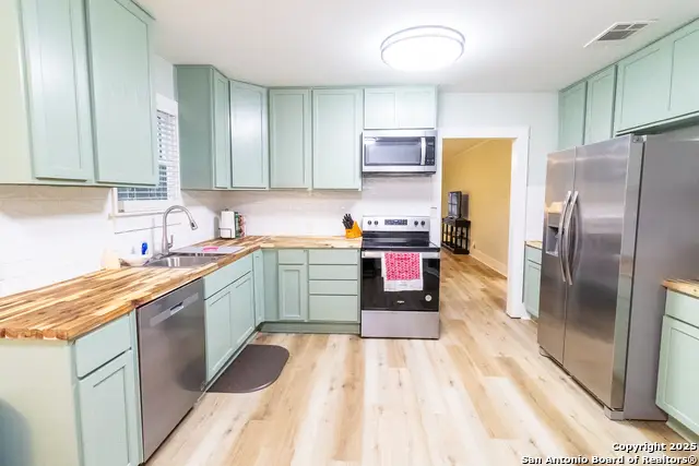 1101 Saint Marys, Beeville, TX 78102 - Image #3