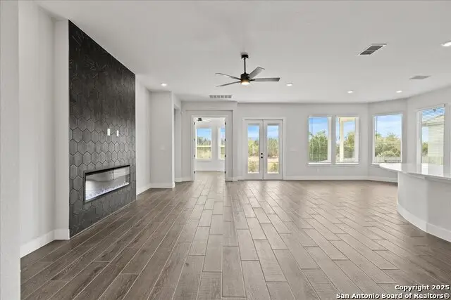 209 Sawtooth Oak, Seguin, TX 78155 - #3