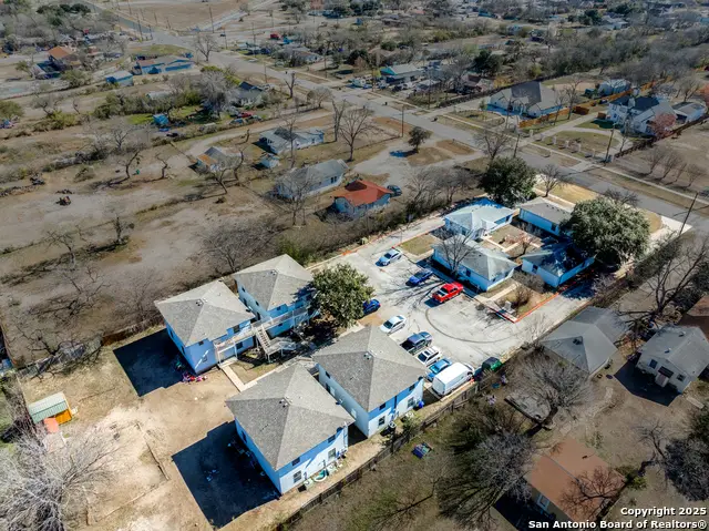 927 W Formosa Blvd, San Antonio, TX 78221 - Image #1